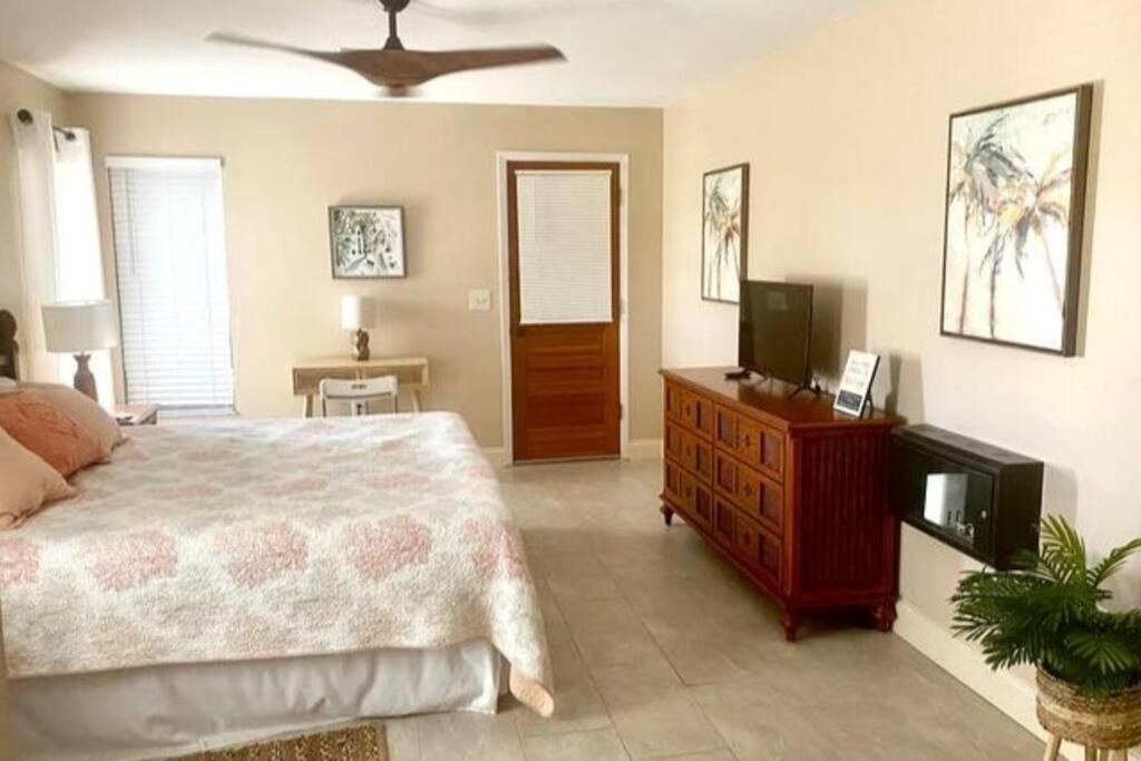 Holiday home Heated Saltwater Pool Minutes To Englewood