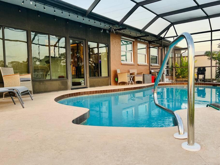 Heated Saltwater Pool Minutes To *