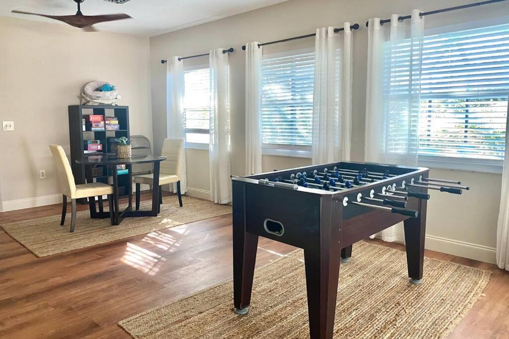 Heated Saltwater Pool Minutes To Englewood